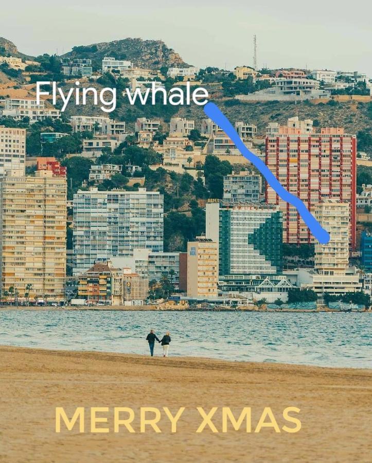 Portofino Flying Whale Apartment Benidorm Bagian luar foto