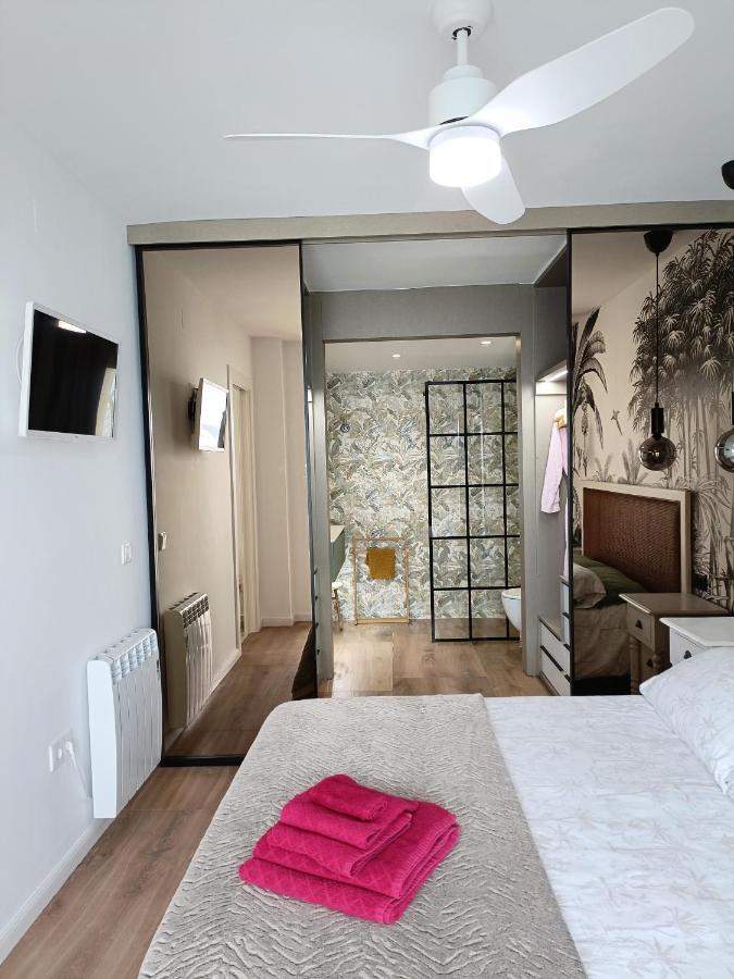 Portofino Flying Whale Apartment Benidorm Bagian luar foto