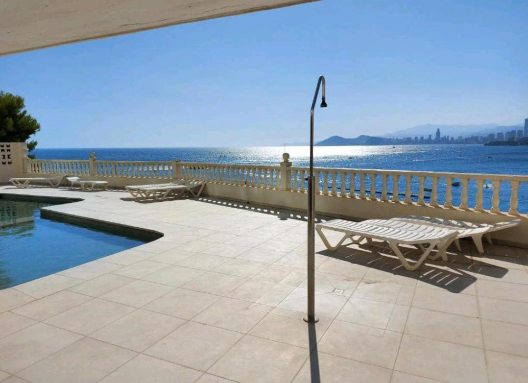 Portofino Flying Whale Apartment Benidorm Bagian luar foto