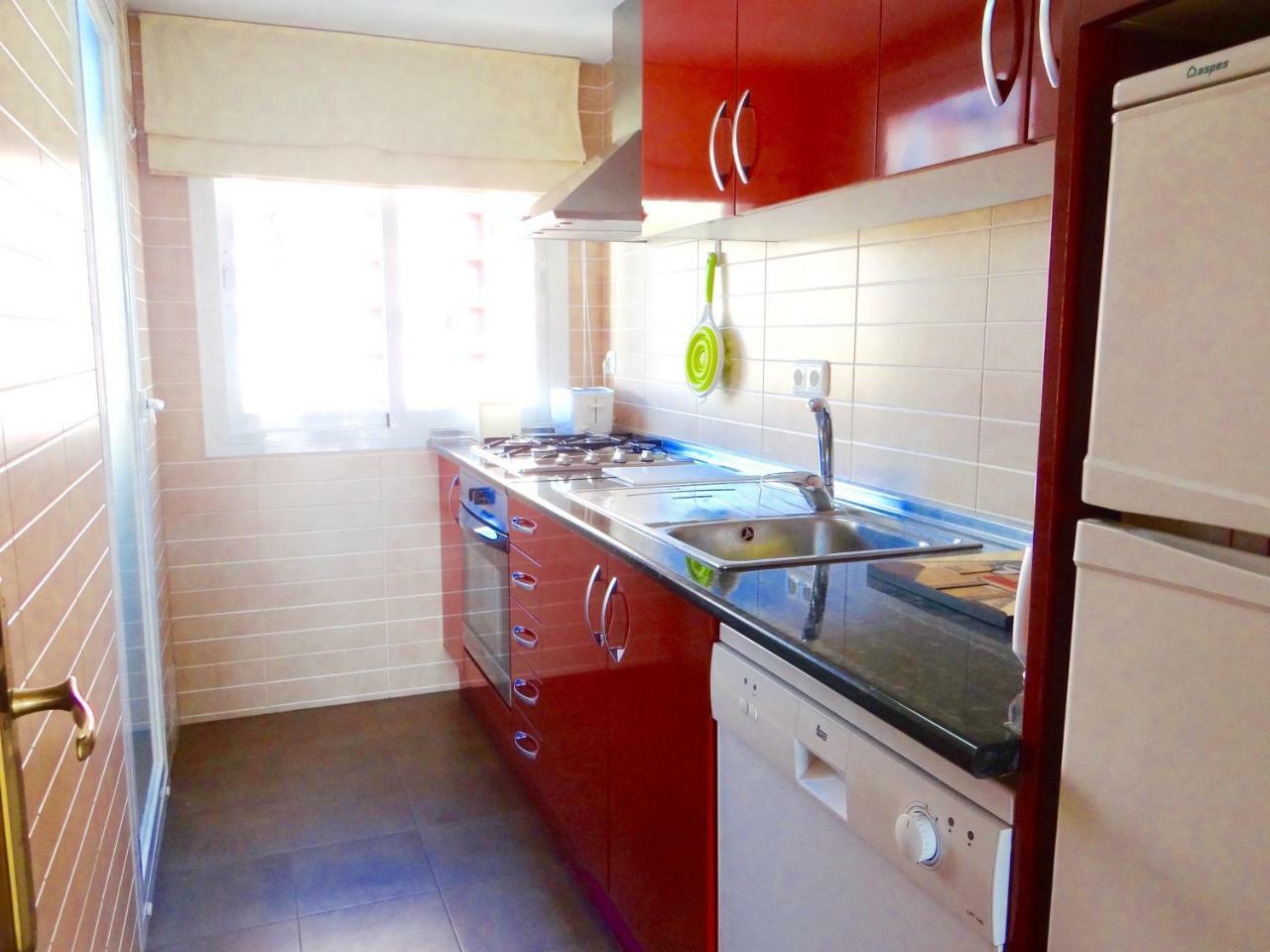 Portofino Flying Whale Apartment Benidorm Bagian luar foto
